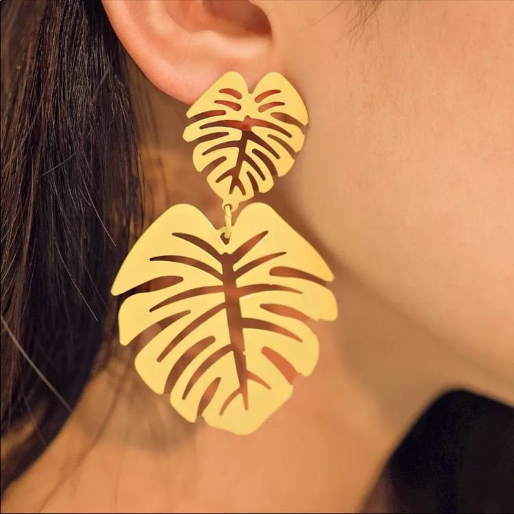 Palm Tree Leaf Cut Out Botanical Summer Festival Party 14k Gold Plated Earrings